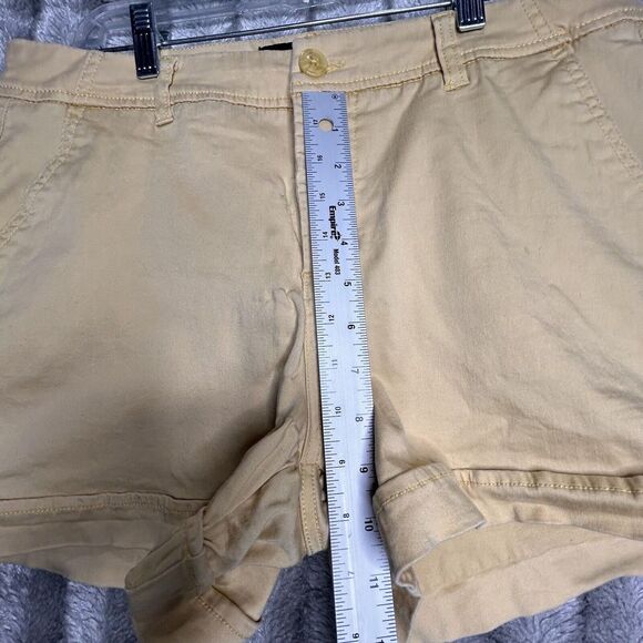 Liverpool Chino Shorts Mid Rise Women's Size 12 Yellow - Picture 6 of 6